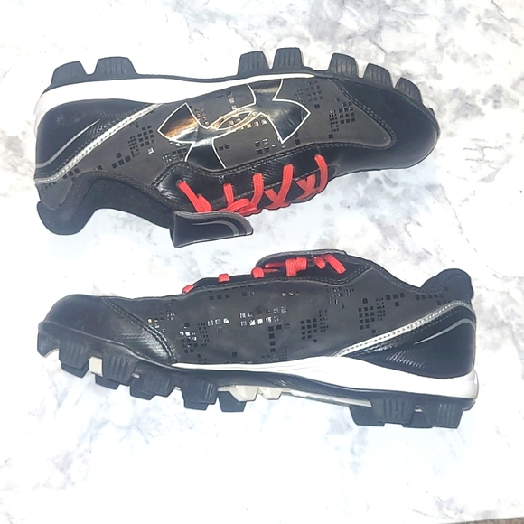 Under Armour Baseball Rotation Traction Cleats Black white silver red laces Euc - Picture 5 of 8